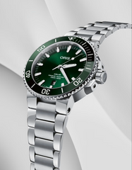 Aquis Date 43.5mm - Green