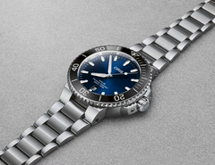 Aquis Date 41.5mm - Blue