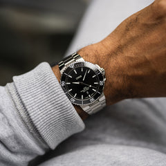 Aquis Date 34.50mm with black dial