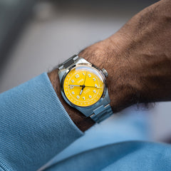 Big Crown Pointer Date with yellow dial