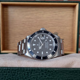 Rolex Oyster Submariner Date