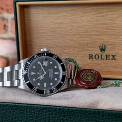 Rolex Oyster Submariner Date