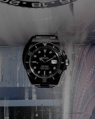 Rolex Submariner Date 41 on Oyster bracelet