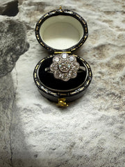 Platinum diamond cluster ring