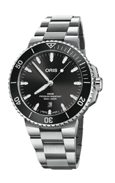 Aquis Date 34.50mm with black dial