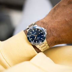 Aquis Date 41.5mm with blue dial
