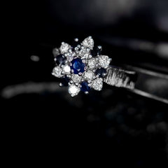 18ct White Gold - Sapphire & Diamond ring