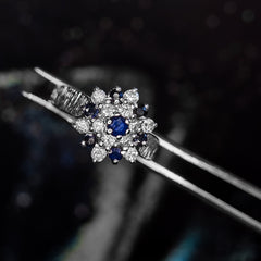 18ct White Gold - Sapphire & Diamond ring