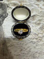 18ct yellow gold single stone diamond ring